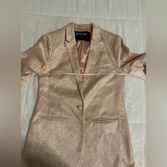 Nasty Gal Elegant Women's Blazer in Shimmering Peach - Picture 3 of 6